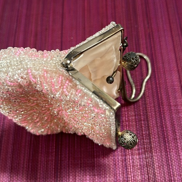 Vintage Micro Glass Beaded Pink Starburst Purse - Picture 9 of 14